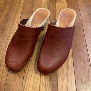 Bryr Clogs - 37